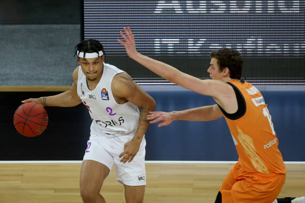 况下遭遇逆 况下遭遇逆