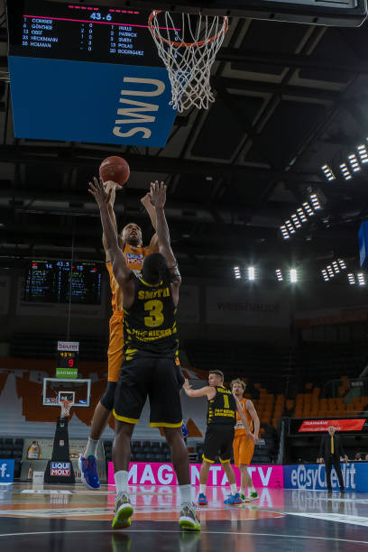 现的战术调 现的战术调